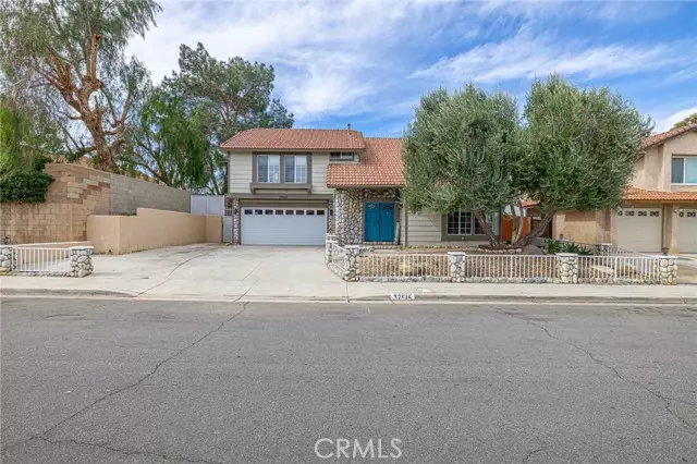 37515 Oxford Drive, Palmdale, CA 93550