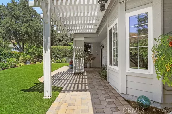 Westlake Village, CA 91362,5627 Tanner Ridge Avenue