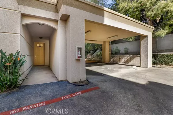 Woodland Hills, CA 91364,5220 Premiere Hills Circle