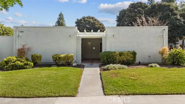 2222 Via Puerta, Laguna Woods, CA 92637