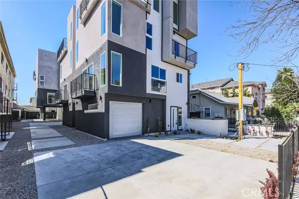North Hollywood, CA 91601,5263 Cartwright Avenue