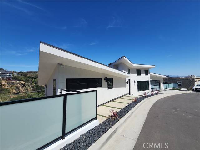 West Hills, CA 91304,8366 Hillcroft Drive