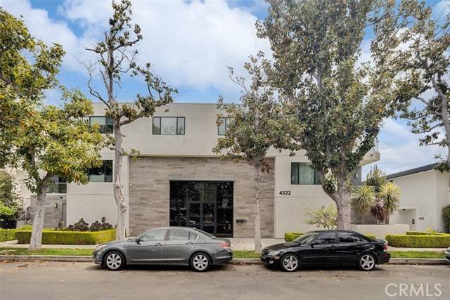 Studio City, CA 91604,4322 Gentry Avenue