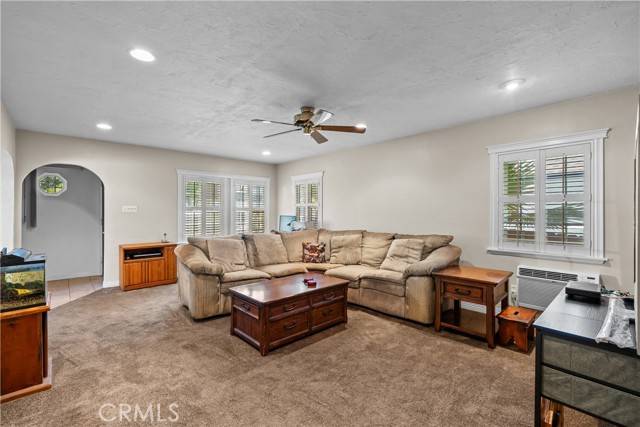 Tujunga, CA 91042,10339 Fernglen Avenue