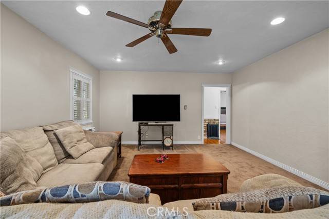 Tujunga, CA 91042,10339 Fernglen Avenue
