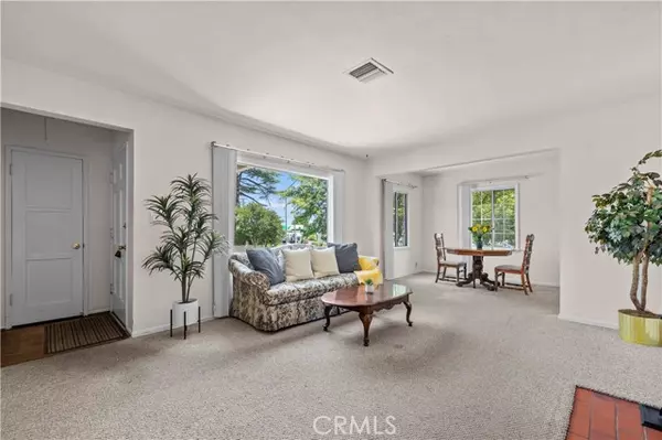 Burbank, CA 91504,2505 North Keystone Street