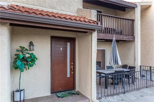 Burbank, CA 91504,9418 Via Patricia