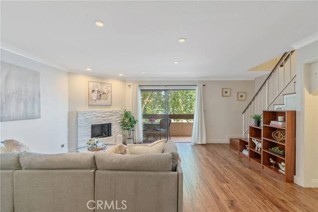 Valley Village, CA 91607,12330 Magnolia Boulevard