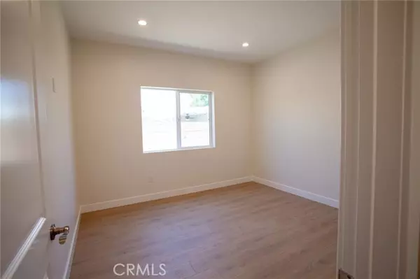 Burbank, CA 91504,2253 Catalina Street