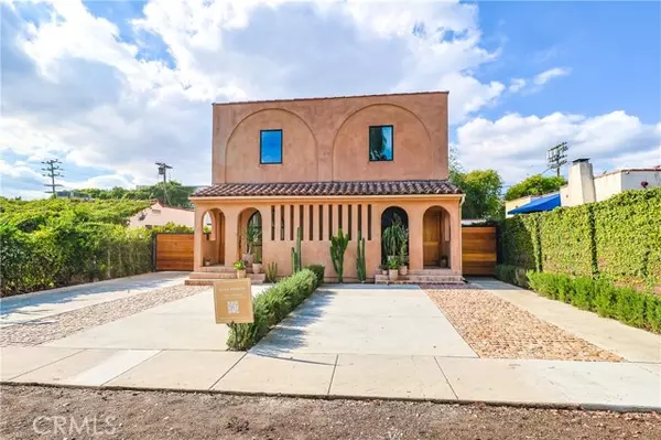 817 North Orange Grove Avenue, West Hollywood, CA 90046