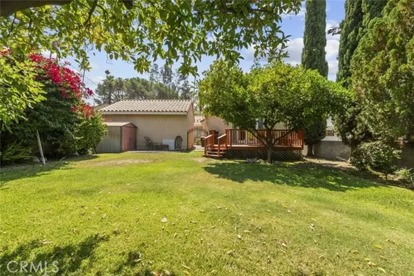Glendale, CA 91201,1445 Raymond Avenue