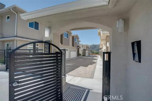 Tujunga, CA 91042,7030 Valmont Street