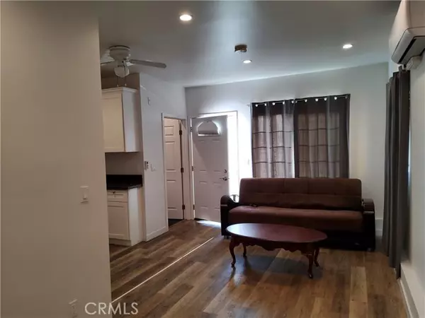 10710 Helendale Avenue, Tujunga, CA 91042
