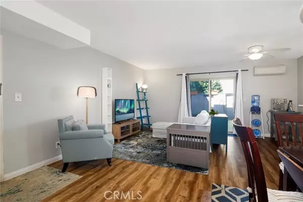 Woodland Hills, CA 91367,6021 Fountain Park Ln