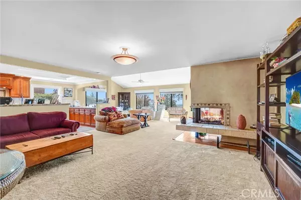 Sun Valley, CA 91352,8530 Vine Valley North