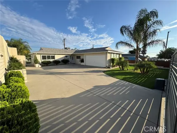 Sylmar, CA 91342,13424 Dyer