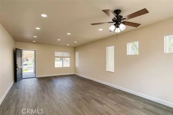 Palmdale, CA 93550,36948 35th East