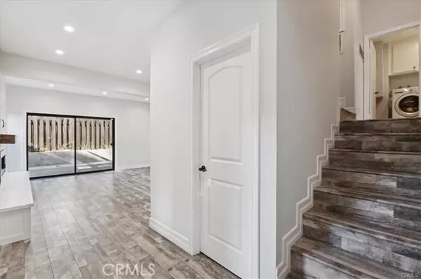 Sun Valley, CA 91352,10831 Roycroft Street