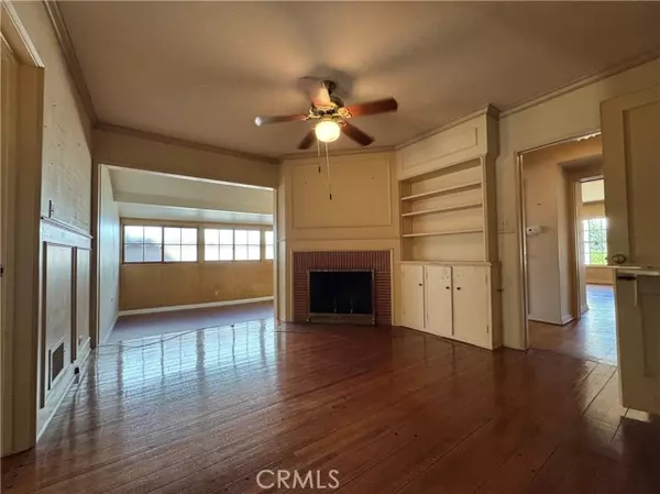 Beverly Hills, CA 90212,212 South Rodeo