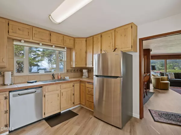 Mendocino, CA 95460,11251 Lansing Street