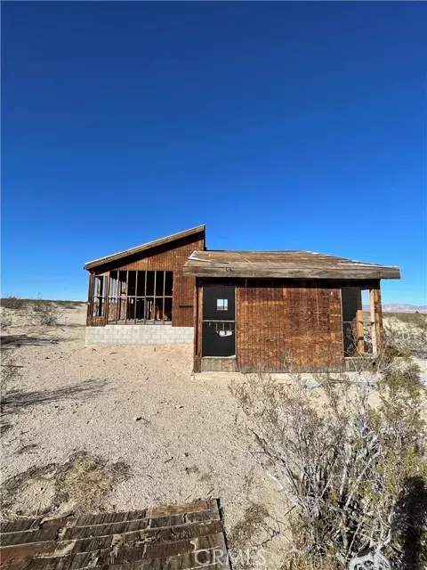 Joshua Tree, CA 92252,1920 Magical Avenue