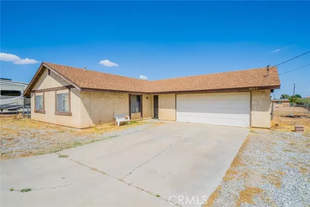 10705 Pinon Avenue, Hesperia, CA 92345