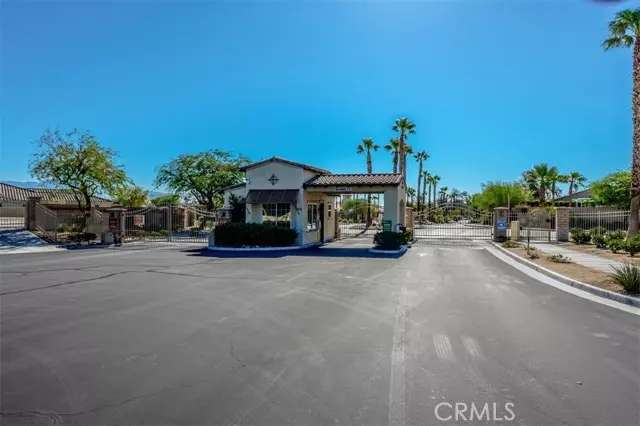 2667 Desert Breeze Way, Palm Springs, CA 92262