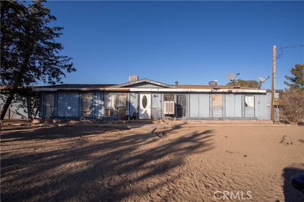 8672 Nielson Road, Phelan, CA 92371