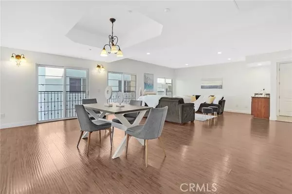 Los Angeles, CA 90035,8555 Cashio Street