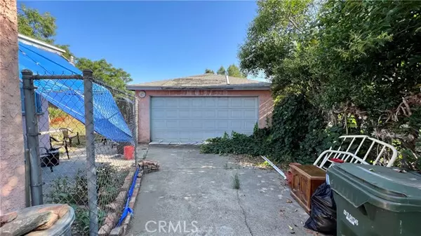 Fontana, CA 92335,14737 Valencia Avenue