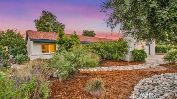 310 Armstrong Drive, Claremont, CA 91711