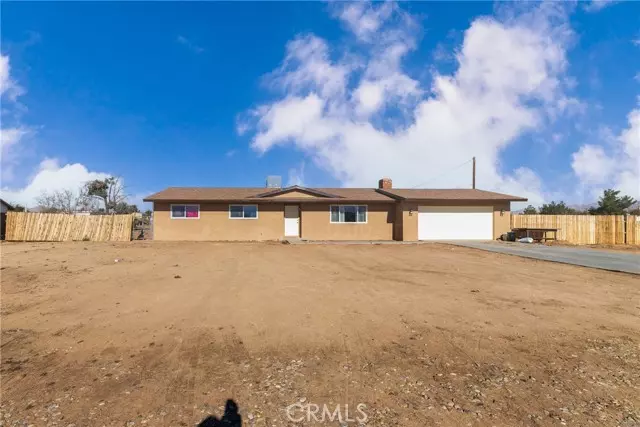 14644 Iroquois Road, Apple Valley, CA 92307