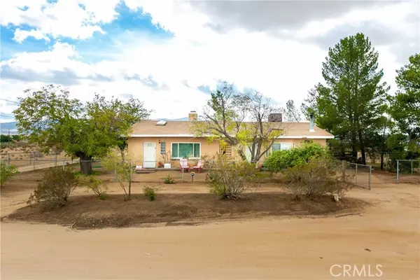 Apple Valley, CA 92308,21795 Viento Road