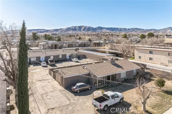 Palmdale, CA 93550,558 East Avenue Q12