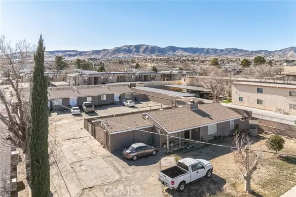 Palmdale, CA 93550,558 East Avenue Q12