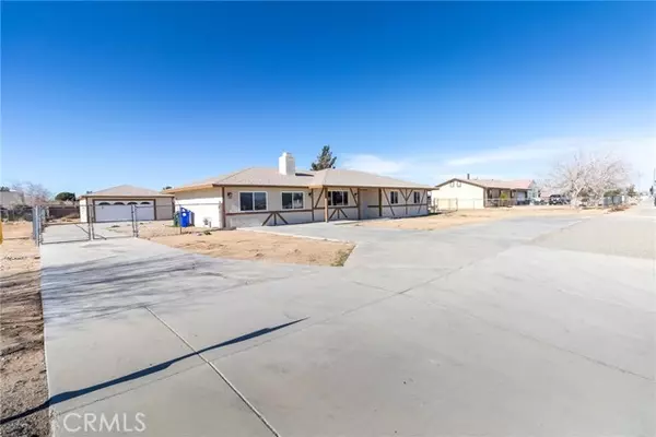 Apple Valley, CA 92308,12828 Navajo Road