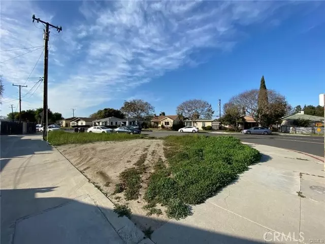 6290 White Avenue, Long Beach, CA 90805