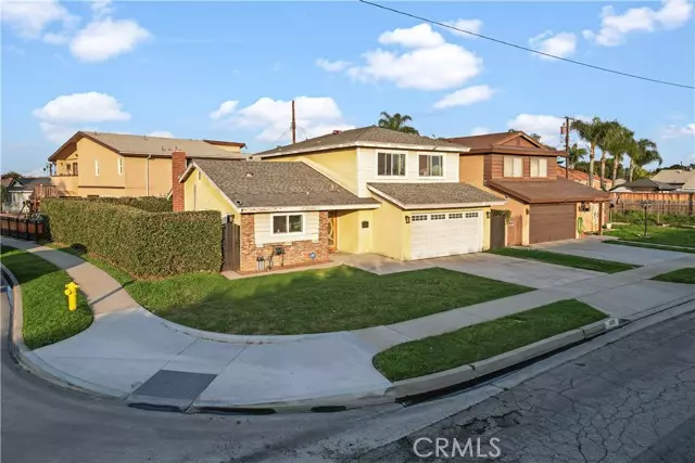 Downey, CA 90240,9321 Brookpark Road