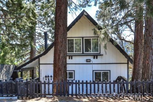 24833 Matterhorn Court, Crestline, CA 92325