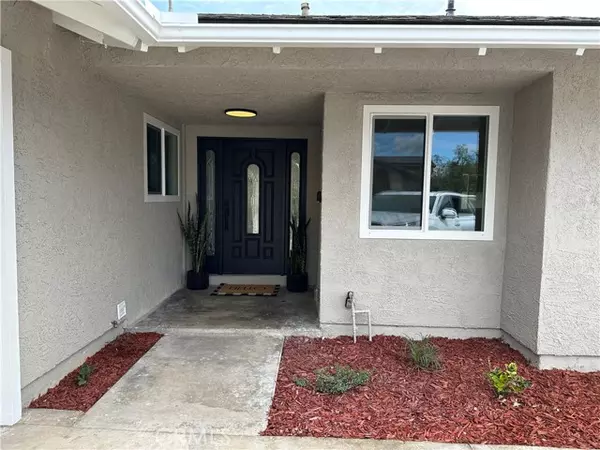 Huntington Beach, CA 92647,7052 Moonlight Circle