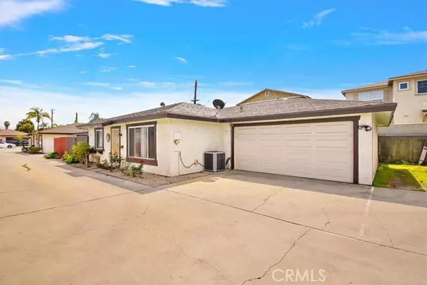 Bellflower, CA 90706,17629 Virginia Avenue