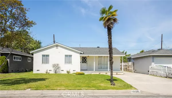 Covina, CA 91722,5029 North Burwood Avenue