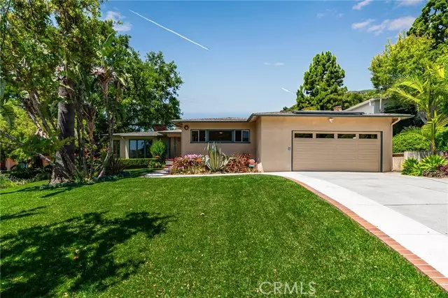 857 Ridgeside Drive, Monrovia, CA 91016