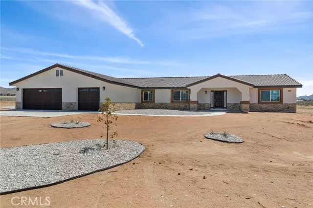 16973 Nanticoke Road, Apple Valley, CA 92307