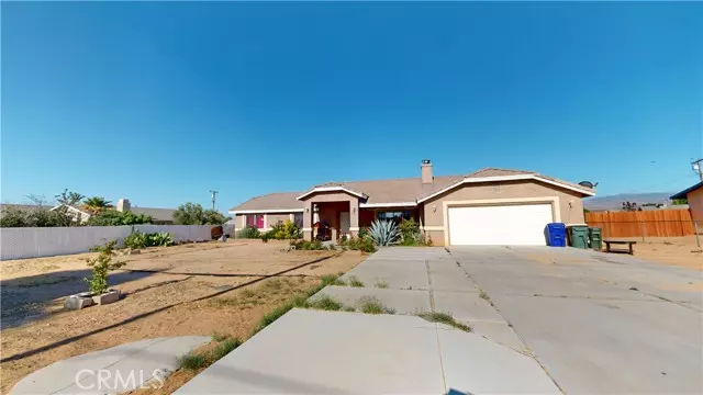 11007 Kiowa Road, Apple Valley, CA 92308