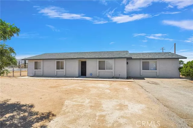 21685 Hanaupah Road, Apple Valley, CA 92308