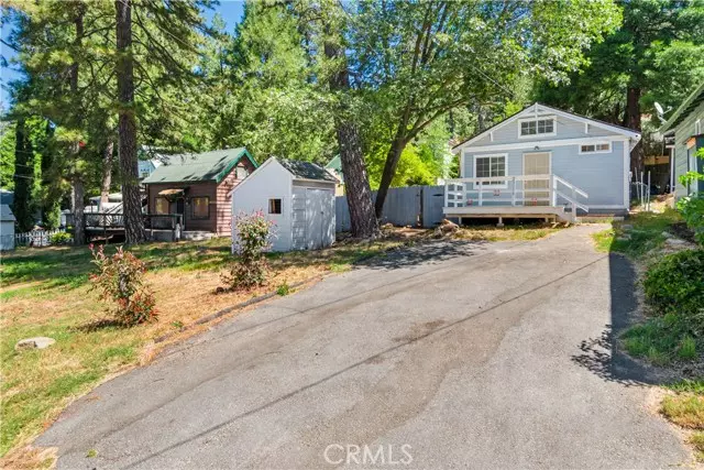 23078 Pine Lane, Crestline, CA 92325