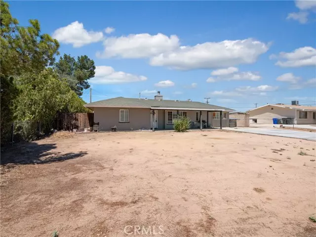 13910 Osage Road, Apple Valley, CA 92307