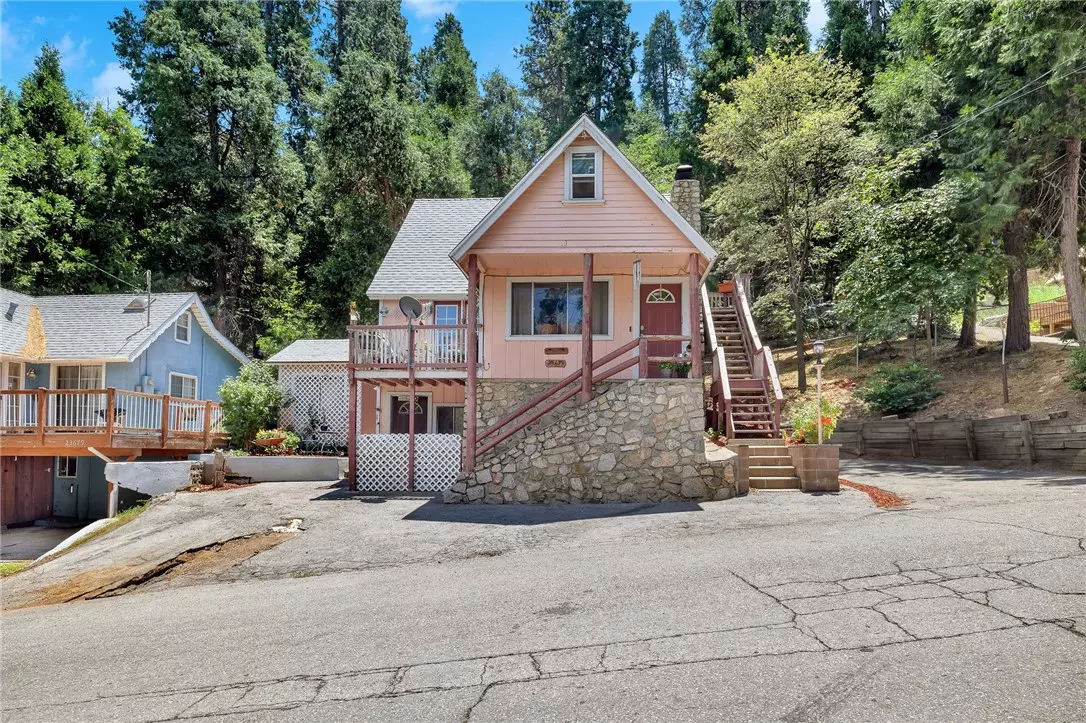 Crestline, CA 92325,23673 Shady Lane