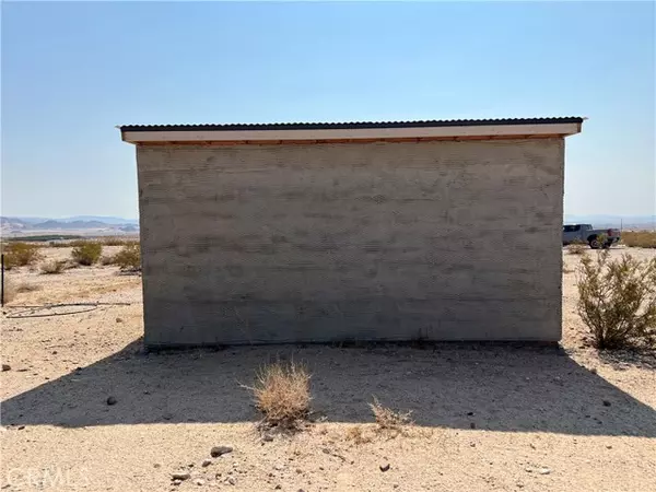 29 Palms, CA 92277,660 West Highnoon